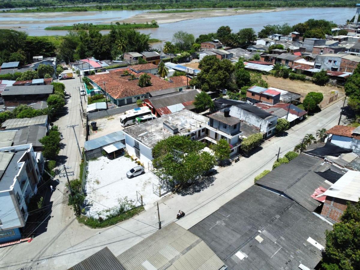 Hotel Paraiso Plaza Puerto Triunfo Eksteriør billede