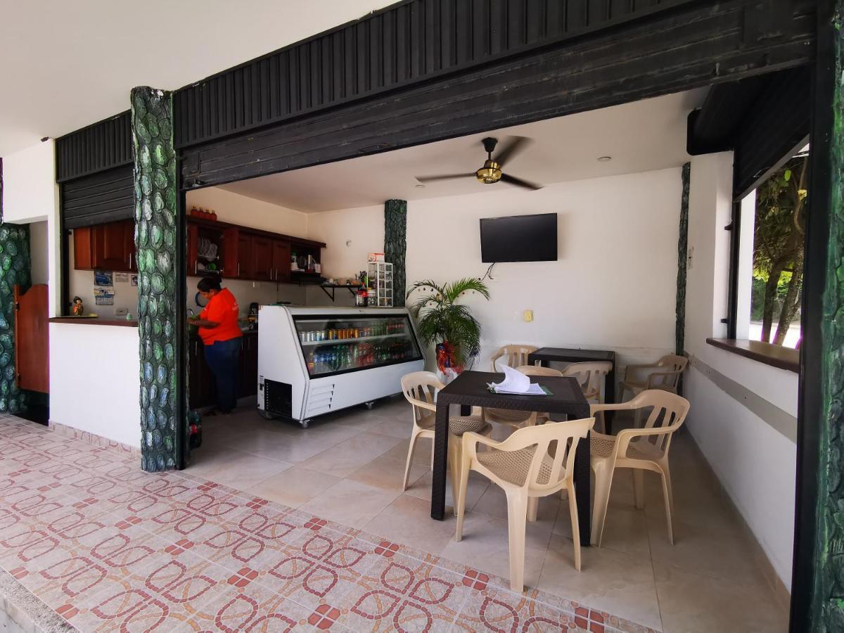 Hotel Paraiso Plaza Puerto Triunfo Eksteriør billede